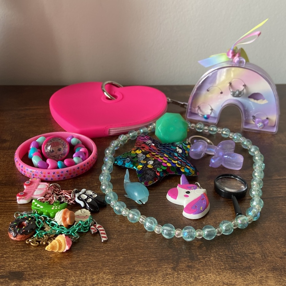 Girls Fun Bundle, Colorful Kids' Accessory Set - Picture 10 of 11